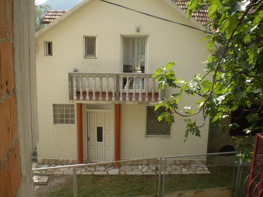 Apartman Irena Tivat Kültér fotó